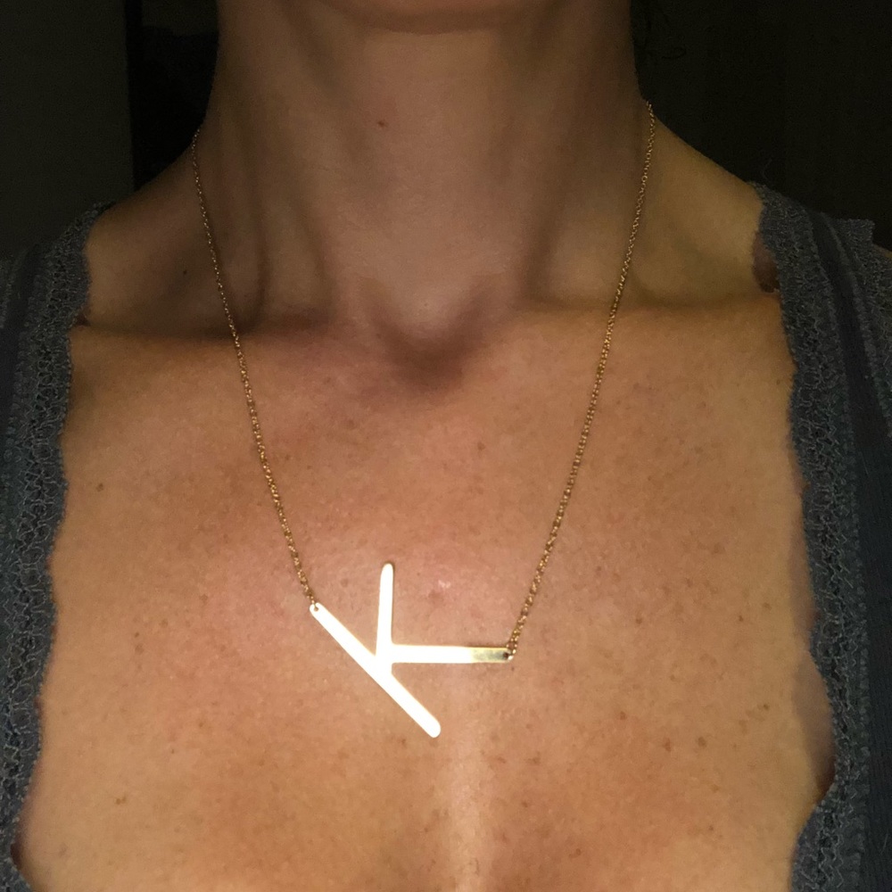 Maxi”J” Letter Necklace The best Mom’s Day Gift! - Picture 4 of 5